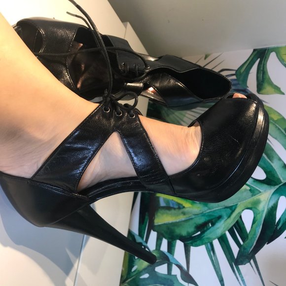 Bakers size 7 - laces high heel - Picture 2 of 8